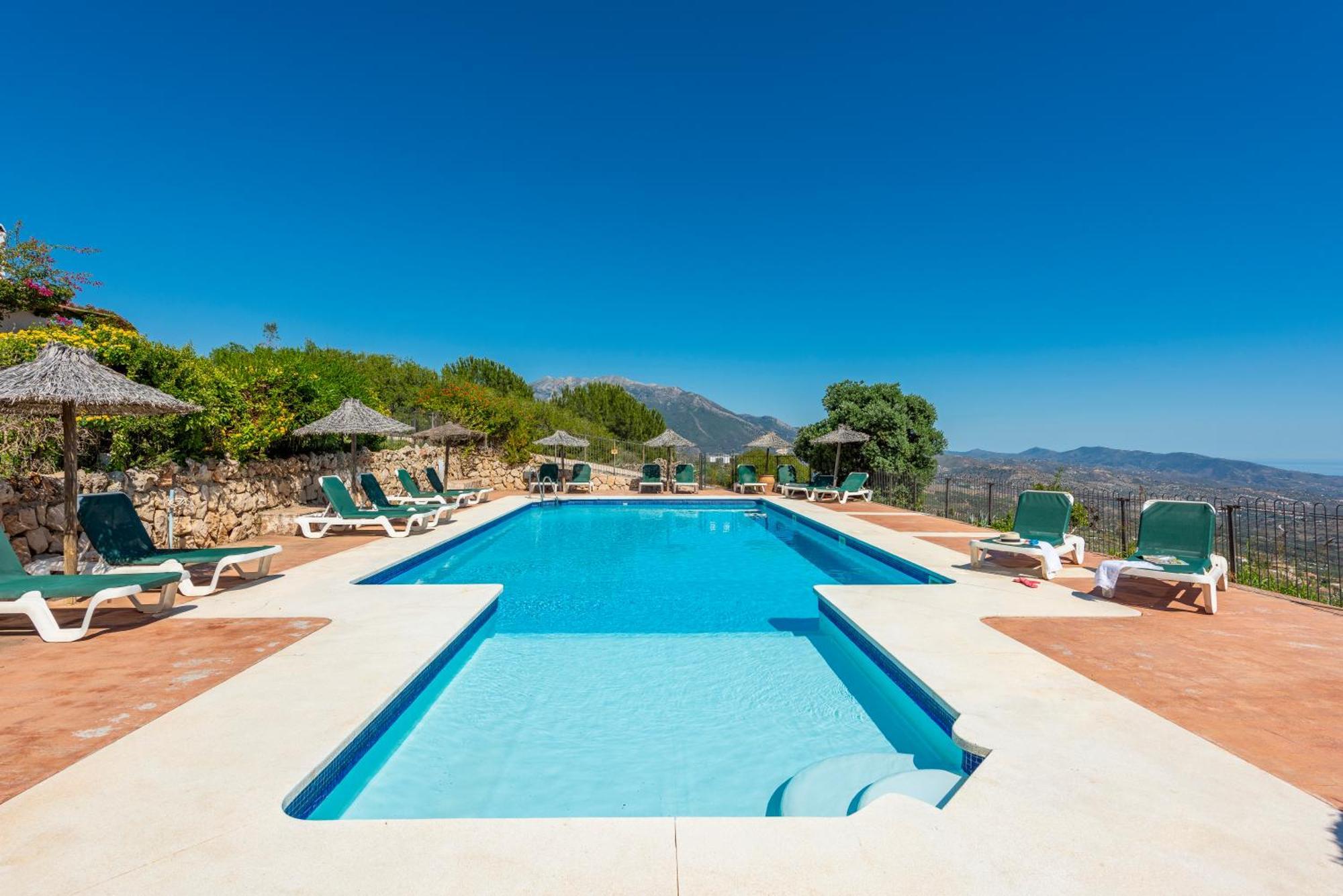 Periana Cantueso Holiday Park المظهر الخارجي الصورة
